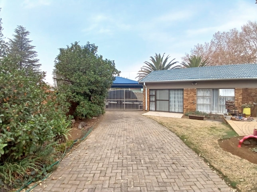 4 Bedroom Property for Sale in Sasolburg Ext 11 Free State